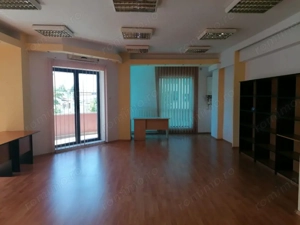 Bd. Mamaia, spatiu 70 mp., cladire de birouri