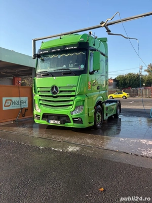 Vand cap tractor Mercedes