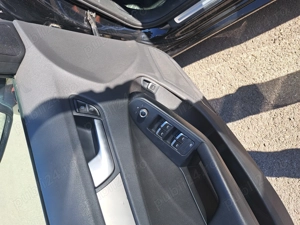 Audi A4 B8 Avant, 1,9 Diesel - imagine 4