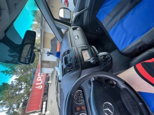 Vand Mercedes Vito - imagine 2 Vand Mercedes Vito - imagine 2
