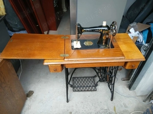 Mașină de cusut Singer - imagine 2