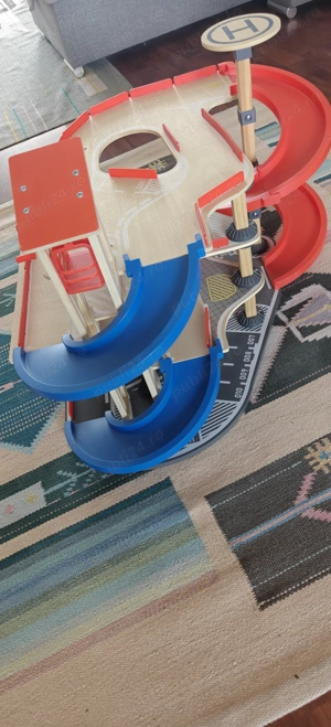 Parcare din lemn pentru masinute jucarie - imagine 2