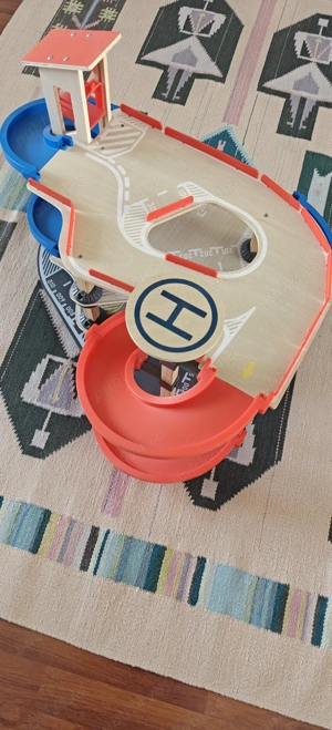 Parcare din lemn pentru masinute jucarie - imagine 3