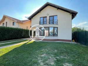 Casa de vânzare cu 4 camere in Santandrei, Bihor.