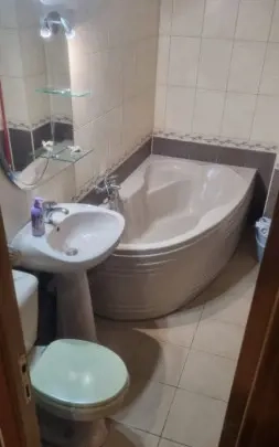 Apartament 2 camere, 60mp, decomandat, parcare, 2 AC, Vitan - imagine 8