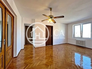 Apartament de vânzare cu 4 camere în zona centrală, Oradea