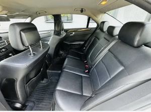 Vând auto Mercedes E200 - imagine 4