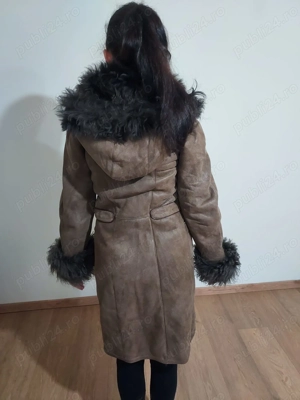 Cojoc cu gluga blana oaie autentic nou  - imagine 2