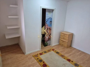 Apartament 5 Camere, 250mp, pretabi lpentru locuit cat si pentru alte activitati - imagine 15 Apartament 5 Camere, 250mp, pretabi lpentru locuit cat si pentru alte activitati - imagine 15