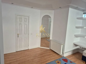 Apartament 5 Camere, 250mp, pretabi lpentru locuit cat si pentru alte activitati - imagine 10 Apartament 5 Camere, 250mp, pretabi lpentru locuit cat si pentru alte activitati - imagine 10