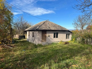 vand casa in Berbesti. - imagine 4