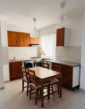 De inchiriat apartament decomandat cu 3 camere  in Arcul de Triumf 