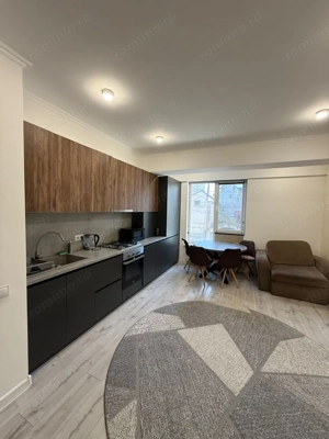 Garsoniera de inchiriat in zon Gorjului cu centrala proprie  - imagine 2