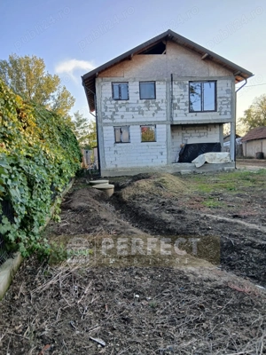 Casa NOUA langa Autostrada A3,loc.Gherghita, 95000 euro