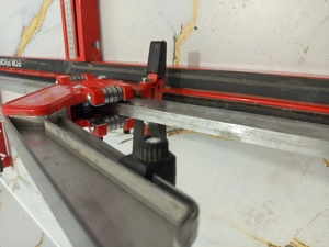 Vând mașină de tăiat gresie și faianță profesională cu laser 120 centimetri 