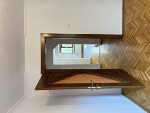 De vânzare   Apartament 3 camere, cartier 1 Mai (în spatele spitalului), Craiova