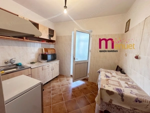 Apartament 3 camere,zona E3,etaj 2 - imagine 4