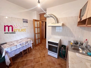 Apartament 3 camere,zona E3,etaj 2 - imagine 6