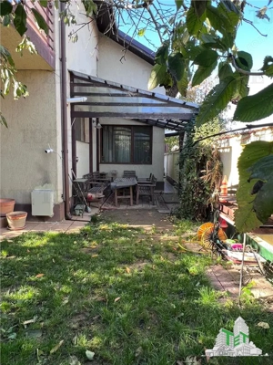 Vila individuala cuplata 6 camere P+E+M, cu incalzire pe centrala si semineu, toate utilitatile si h - imagine 4