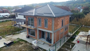 Casă nouă de vânzare în Curtea de Argeș. - imagine 17