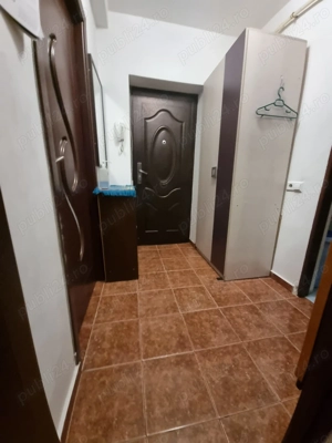 Garsoniera decomandata la DOAR 2 MIN de Metrou Dimitrie Leonida, mobilată și utilată, loc parcare - imagine 5