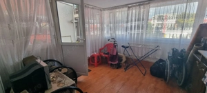 Vand apartament 4 cam. ,Topoloveni, etaj 1, ultracentral, langa Profi - imagine 6