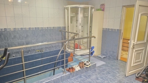 Vand casa de locuit sau pentru pensiune in Deva, zona 22 Decembrie, S+P+1+M, contructie din BCA  - imagine 8