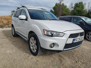 Mitsubishi Outlander  177 cp - imagine 9 Mitsubishi Outlander  177 cp - imagine 9