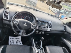 Mitsubishi Outlander  177 cp - imagine 2 Mitsubishi Outlander  177 cp - imagine 2