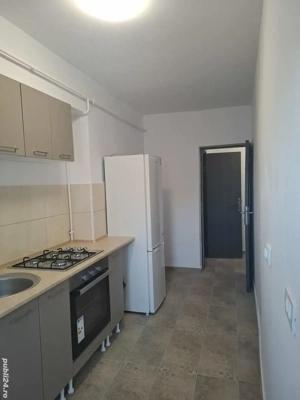 Vând apartament o cameră în Lunca Cetățuii, str. Parcului, etaj 3 din - imagine 3
