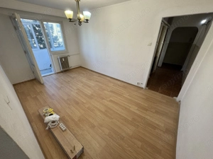 Apartament 3 camere zona Km 4 5 - imagine 2 Apartament 3 camere zona Km 4 5 - imagine 2