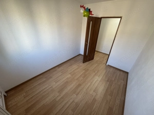 Apartament 3 camere zona Km 4 5 - imagine 4 Apartament 3 camere zona Km 4 5 - imagine 4