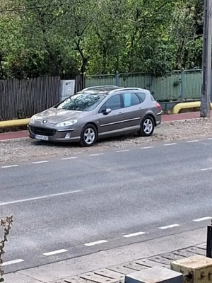 Vând Peugeot 407
