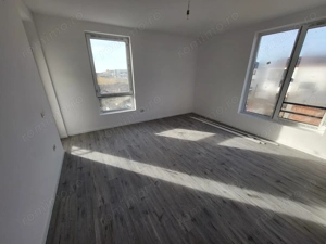 Bloc Nou. Etaj 1. Decomandat. Bucatarie Inchisa