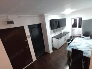 Proprietar - Apartament 3 camere decomandat, centrala, clima, zona Aradului - Piata Verde