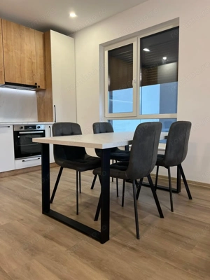 Apartament in zona Lipovei - imagine 5