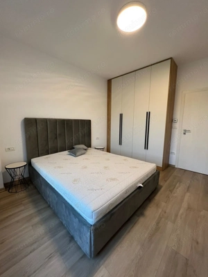 Apartament in zona Lipovei - imagine 3