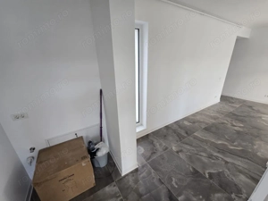 Disponibil imediat. La asfalt. Bucatarie inchisa. 2 Locuri de Parcare - imagine 8