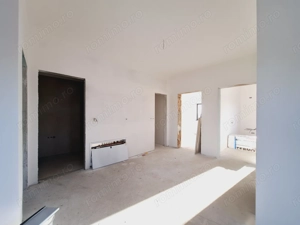 Torontalului. Duplex pe parter. Toate utilitatile.