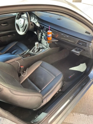 Vând BMW seria 3 E92 325i 218cp - imagine 7 Vând BMW seria 3 E92 325i 218cp - imagine 7