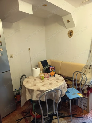 2 camere Cornitoiu p 4 90000 euro negociabil.