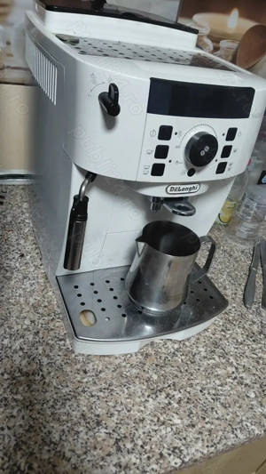 Expresor cafea Delonghi