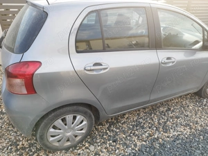 Vand Toyota Yaris 2008 - imagine 3 Vand Toyota Yaris 2008 - imagine 3