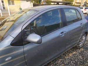 Vand Toyota Yaris 2008 - imagine 2 Vand Toyota Yaris 2008 - imagine 2