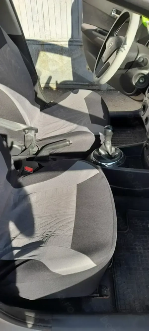 HYUNDAI I20, 5l 100km, 1.2  84CP, euro 5,benzina, 2012 - imagine 7