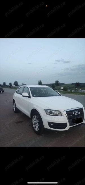 Vând Audi q5 2012