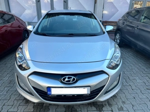 HYUNDAI i3  benzina - o masina BUNA! full option