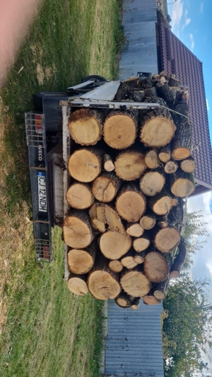 vând lemne de foc 