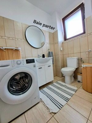 Casa spatioasa si luminoasa in zona centrala - imagine 10