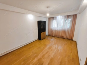 PARTICULAR Galati Apartament spatios de inchiriat 84mp 3 camere parter Palatul Navigatiei - imagine 5